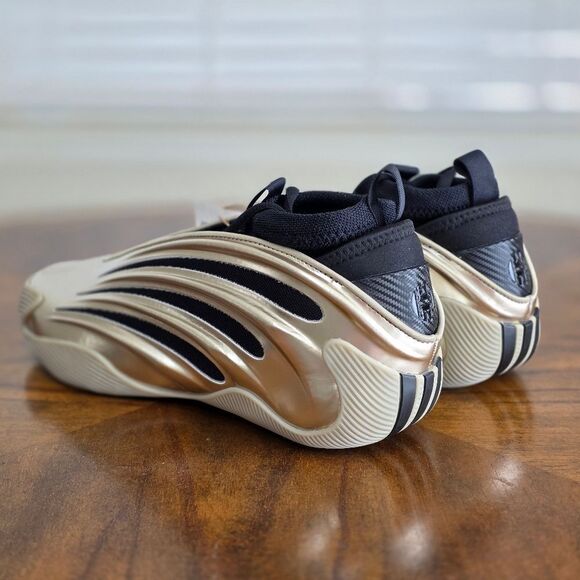 Adidas Harden Volume 9 Cyber Metallic Gold Black Basketball Shoe Men's 10 JR2506 - Picture 5 of 15